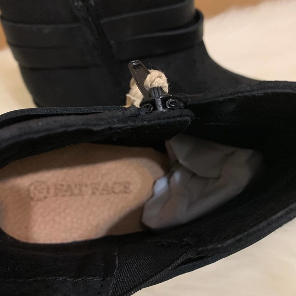 FAT FACE Black Leather EMMA STRAPPY Ankle Boots Sz 8 NWT - Picture 9 of 15